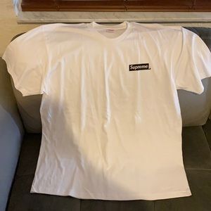 Supreme t shirt